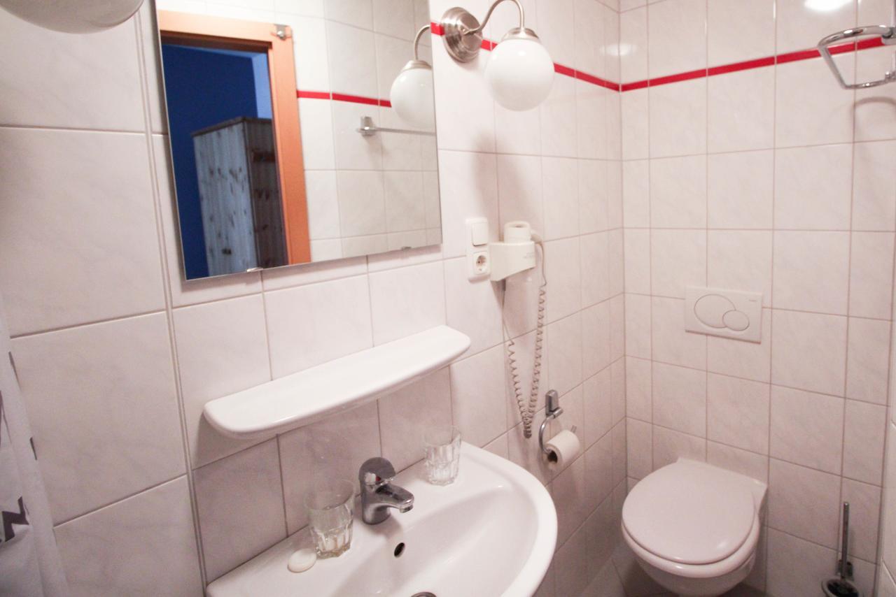 Hotel Pension Am Hauptbahnhof Munich Room photo